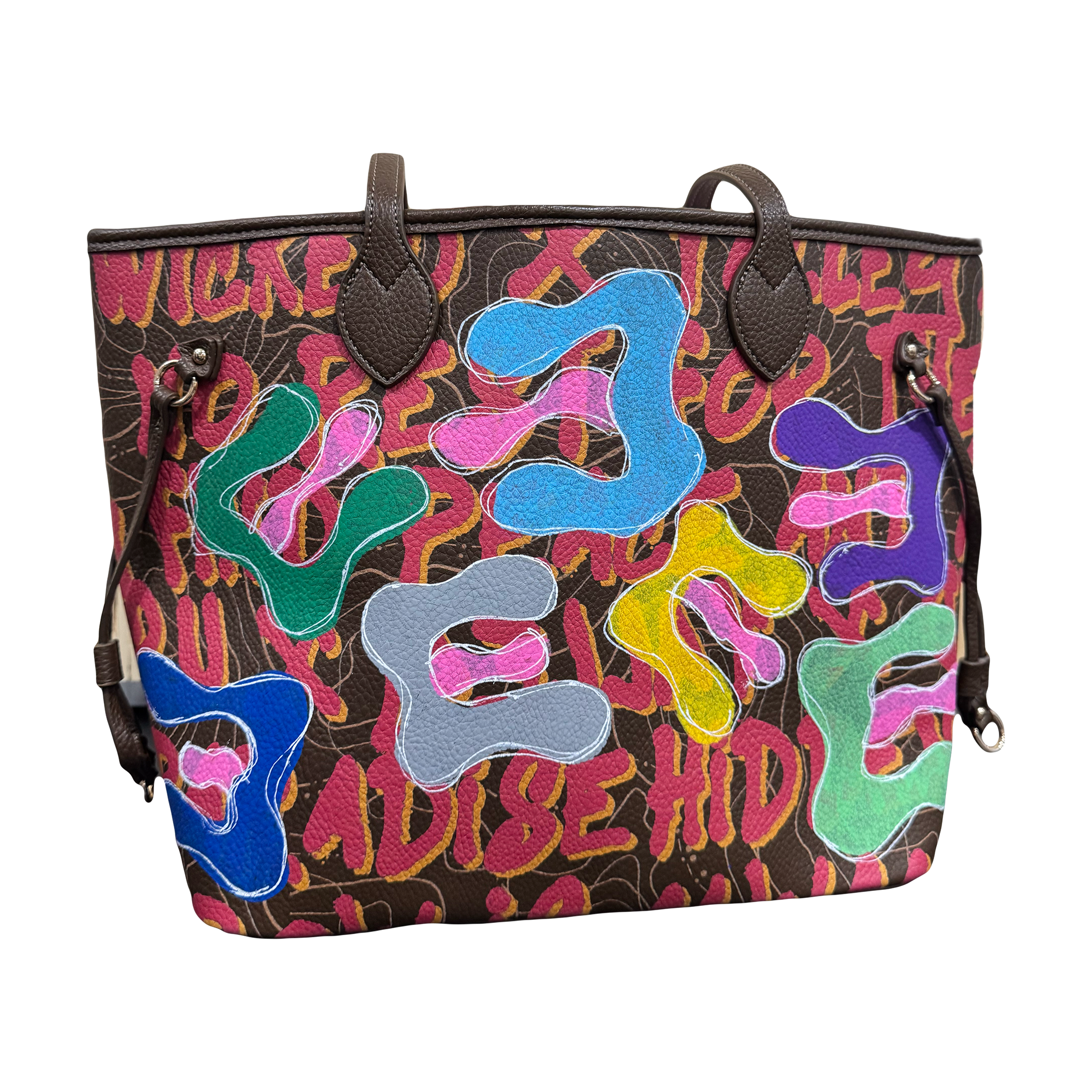 Curated Chaos Tote 27/28