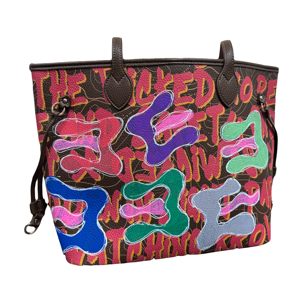 Curated Chaos Tote 27/28